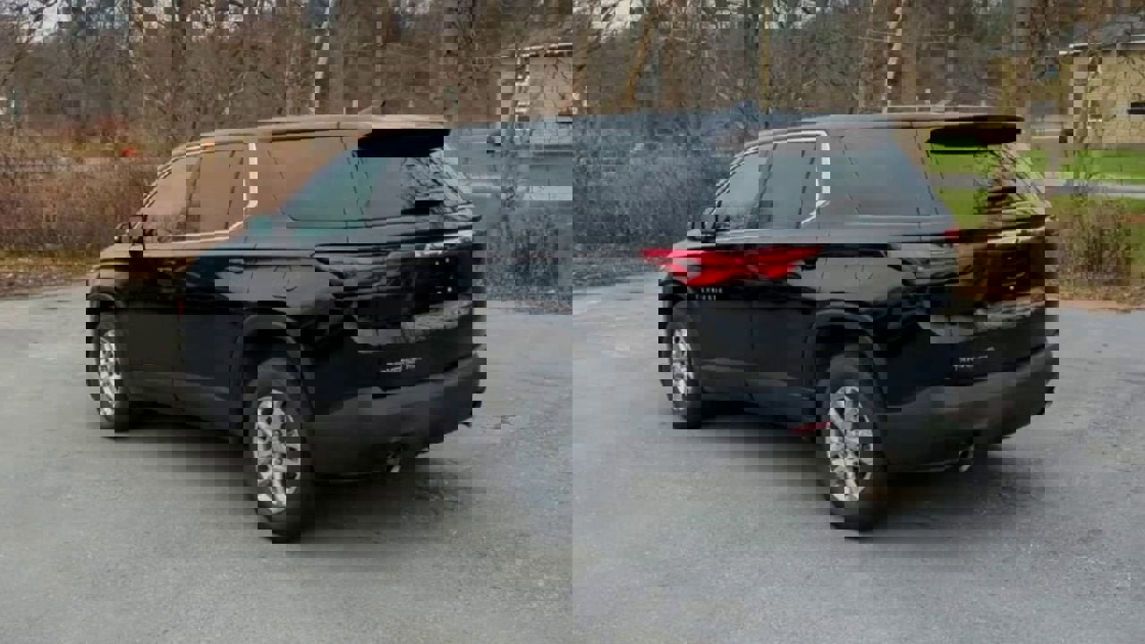 Certified 2023 Chevrolet Traverse LS w/ Safety Package image 6