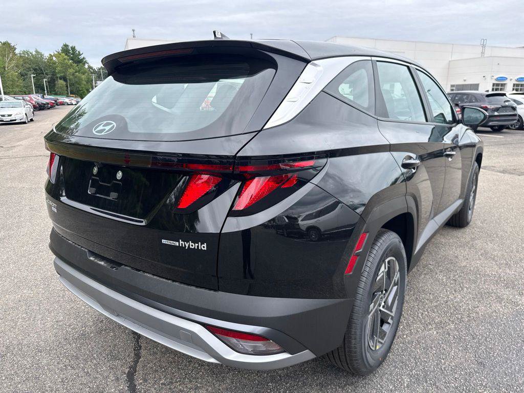New 2026 Hyundai Tucson Blue SE AWD/4WD image 5