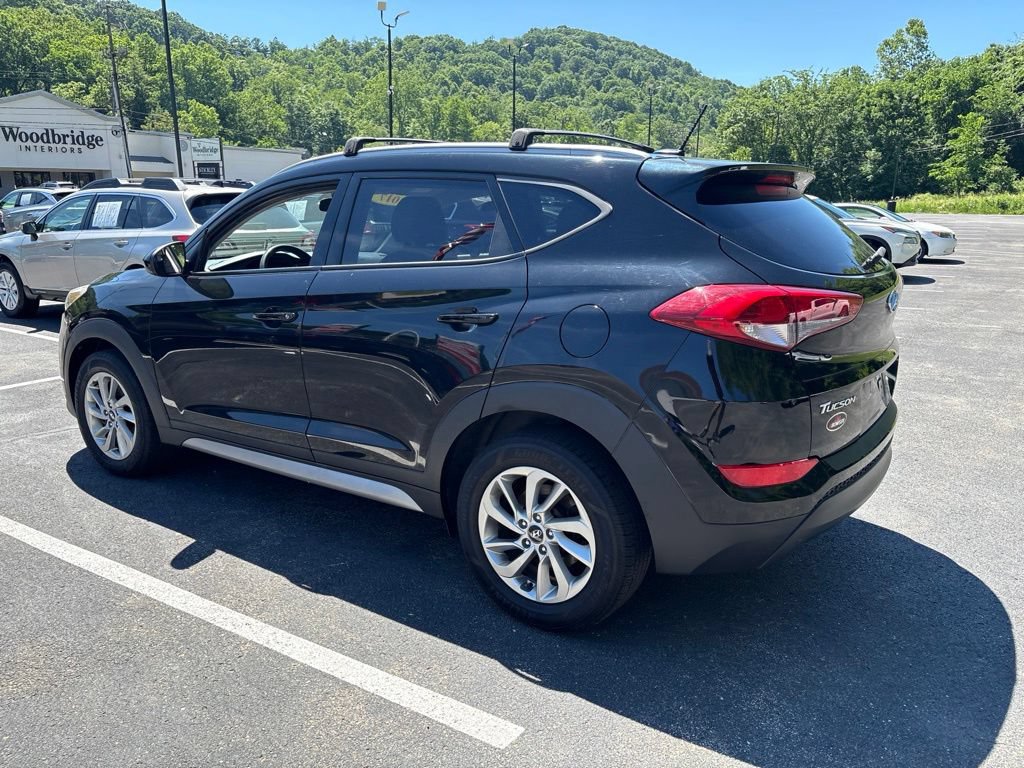 Used 2017 Hyundai Tucson SE w/ SE Popular Package 02 AWD/4WD video 3
