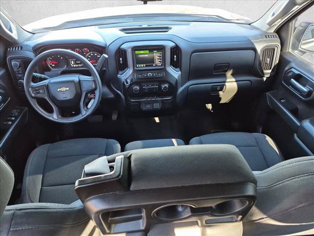 Used 2020 Chevrolet Silverado 1500 Custom w/ Custom Value Package AWD/4WD image 17