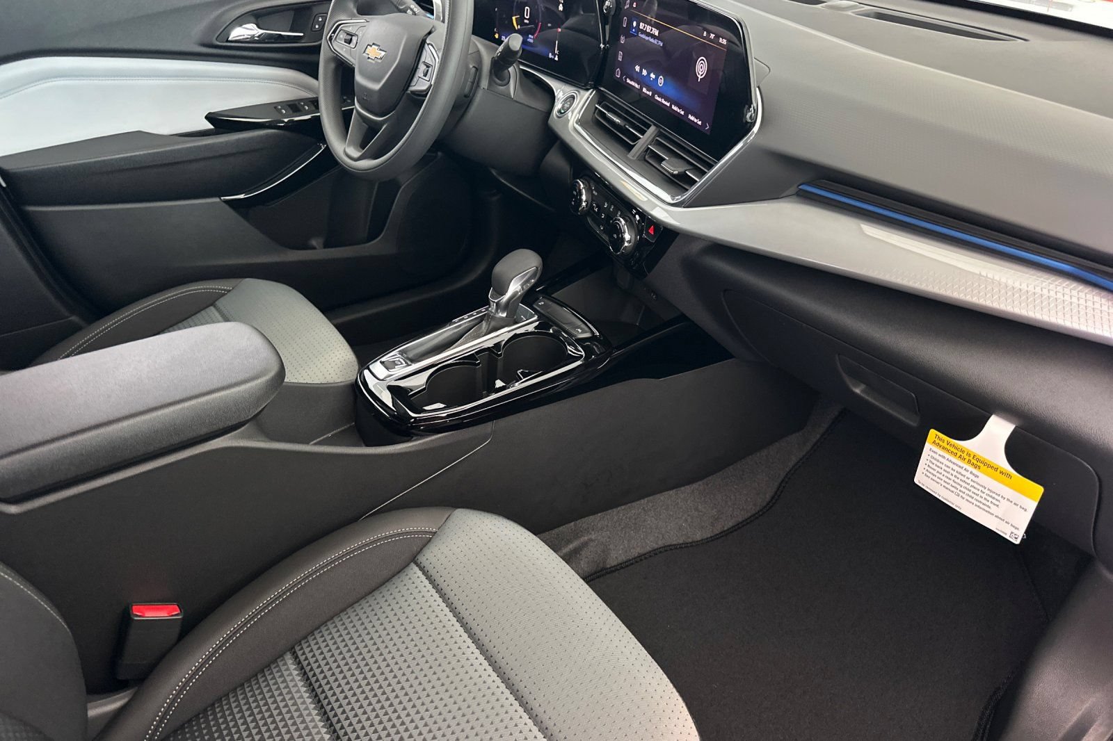 New 2026 Chevrolet Trax LT FWD image 16