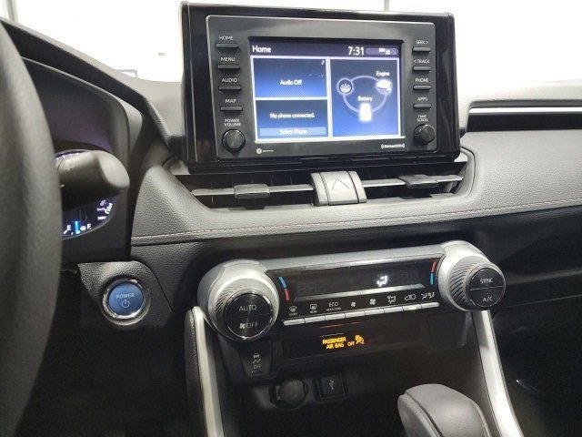 Certified 2022 Toyota RAV4 XLE w/ Convenience Package image 34