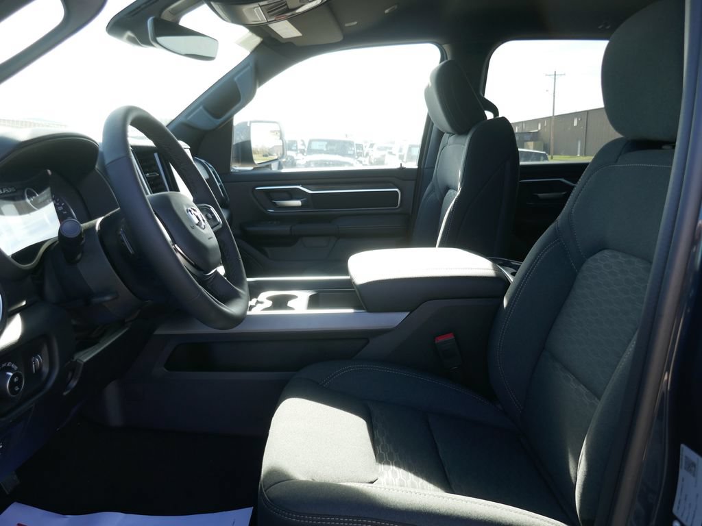 New 2026 RAM 1500 Big Horn AWD/4WD image 27