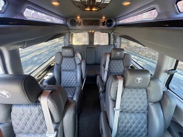 Used 2022 GMC Savana 2500 Extended image 22