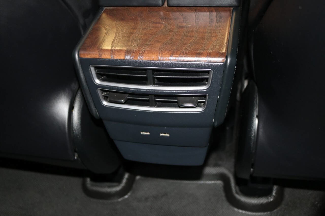 Used 2020 Tesla Model X image 65