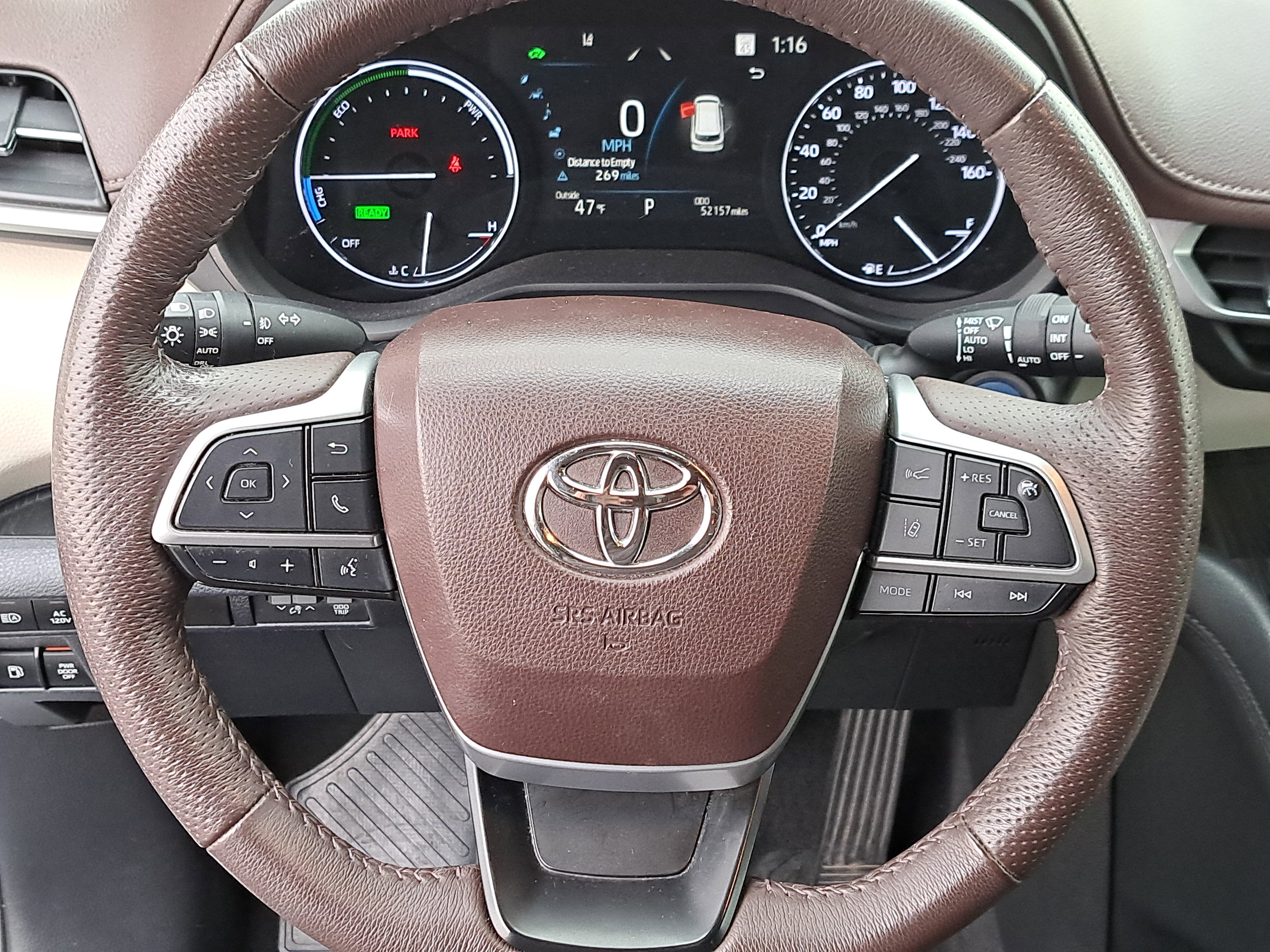 Certified 2021 Toyota Sienna Platinum image 25