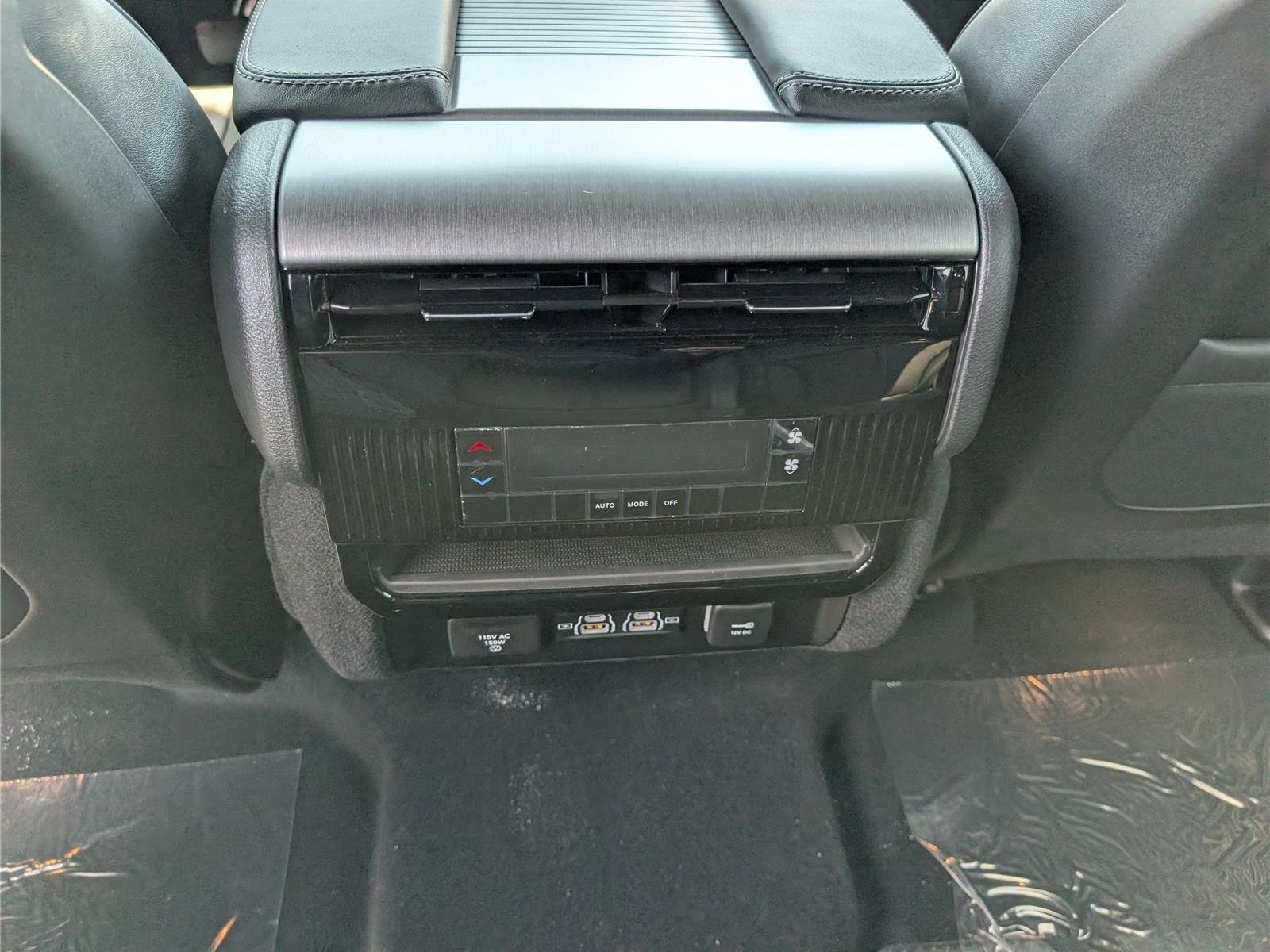 New 2026 Jeep Grand Wagoneer 4WD w/ Premium Group I image 18