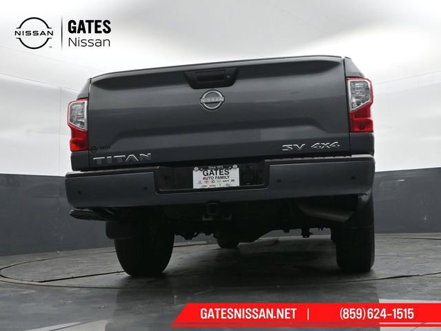 Used 2024 Nissan Titan SV w/ SV Convenience Package image 34
