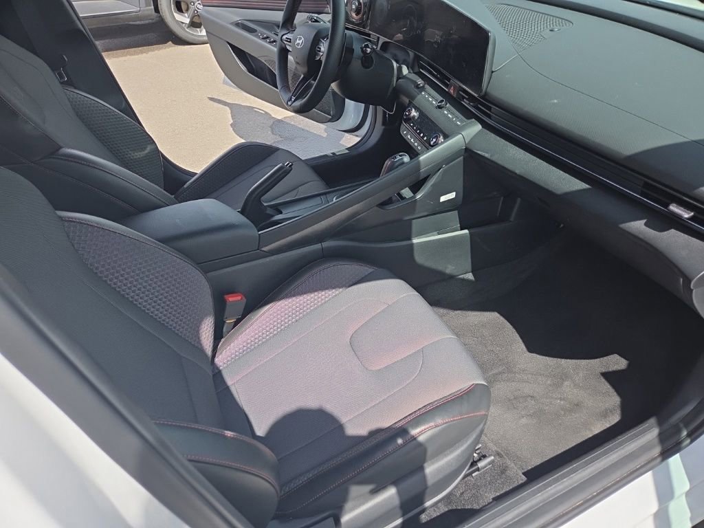 Used 2025 Hyundai Elantra N Line FWD image 32