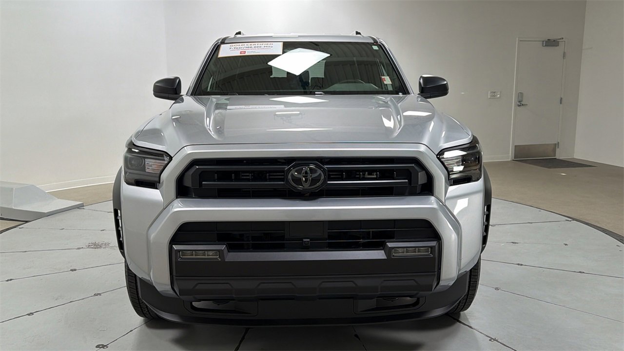 Certified 2025 Toyota 4Runner SR5 image 2