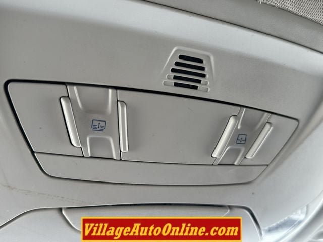 Used 2019 Ford Escape SEL AWD/4WD image 16