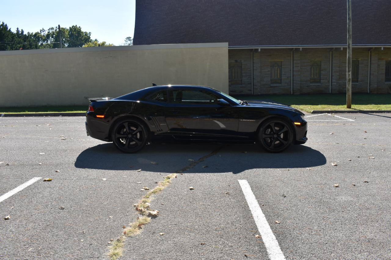 Used 2015 Chevrolet Camaro SS w/ RS Package RWD image 8