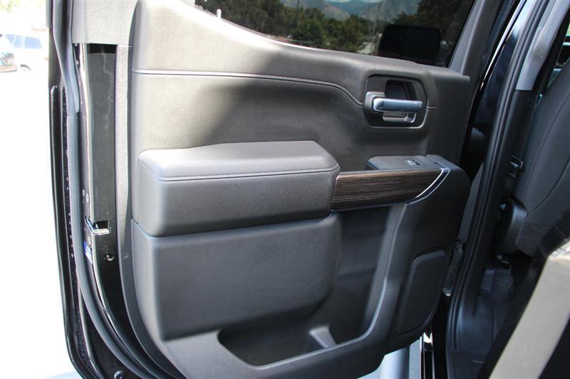 Used 2021 Chevrolet Silverado 1500 RST w/ Redline Edition image 16