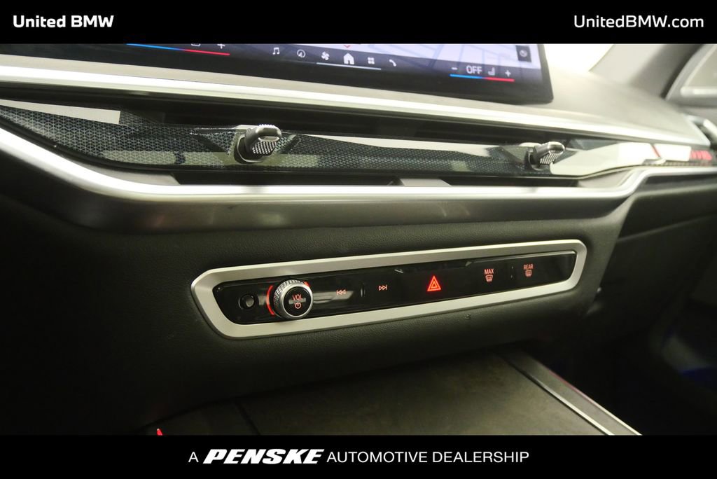 Used 2025 BMW X5 sDrive40i image 27