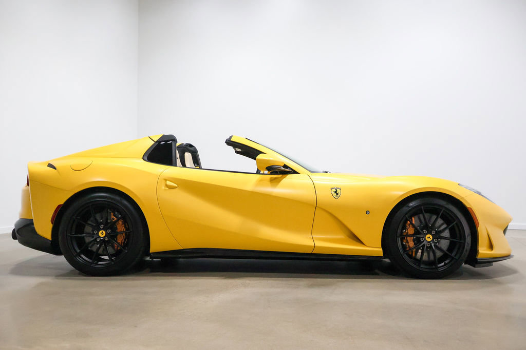 Used 2022 Ferrari 812 GTS image 78