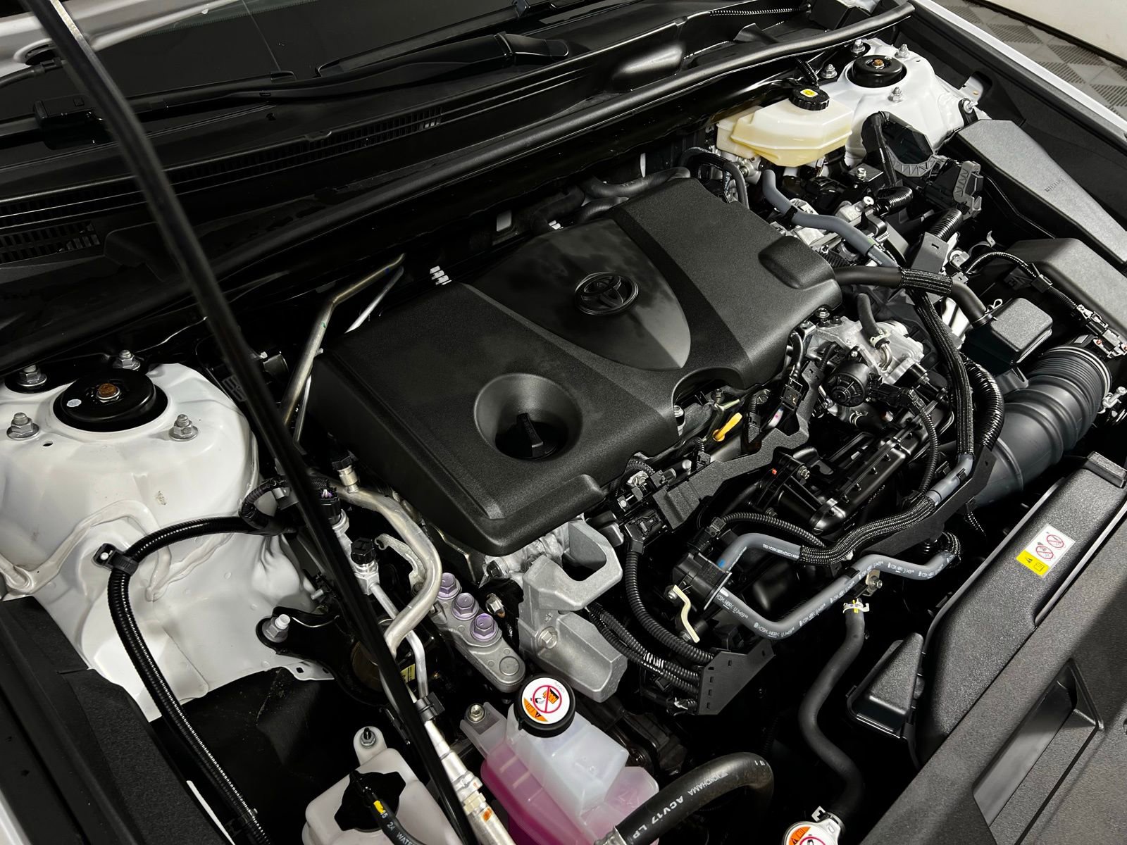 Certified 2025 Toyota Camry LE image 10