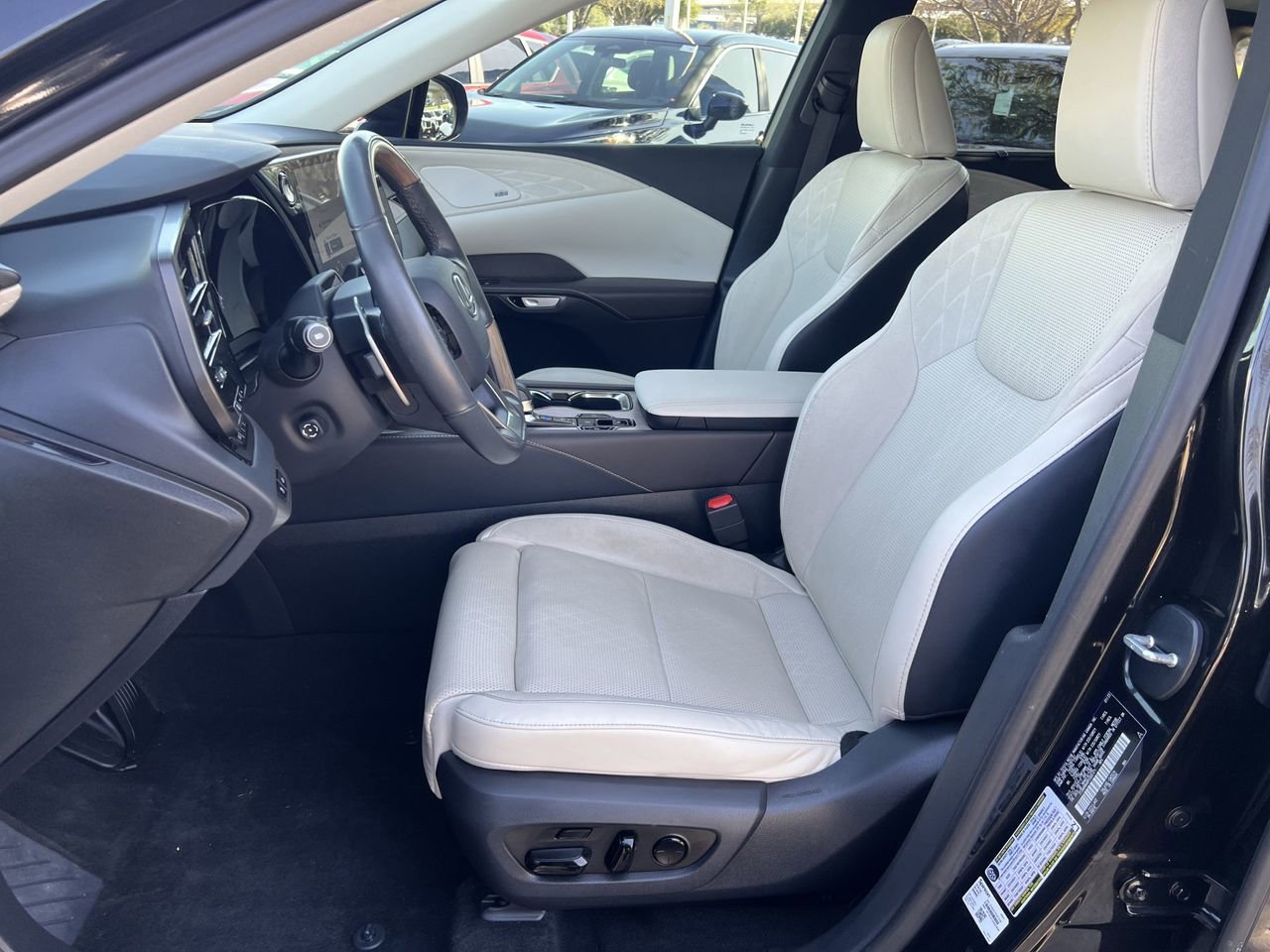 Used 2023 Lexus RX 350 FWD w/ Accessory Package (Z1) image 23