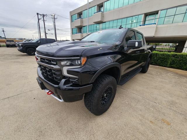 Used 2024 Chevrolet Silverado 1500 ZR2 w/ Technology Package AWD/4WD image 3