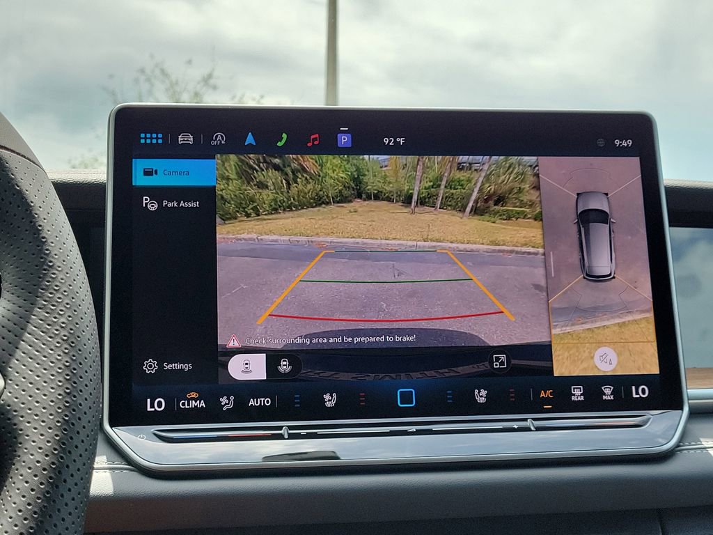 New 2026 Volkswagen Tiguan SEL R-Line AWD/4WD image 19