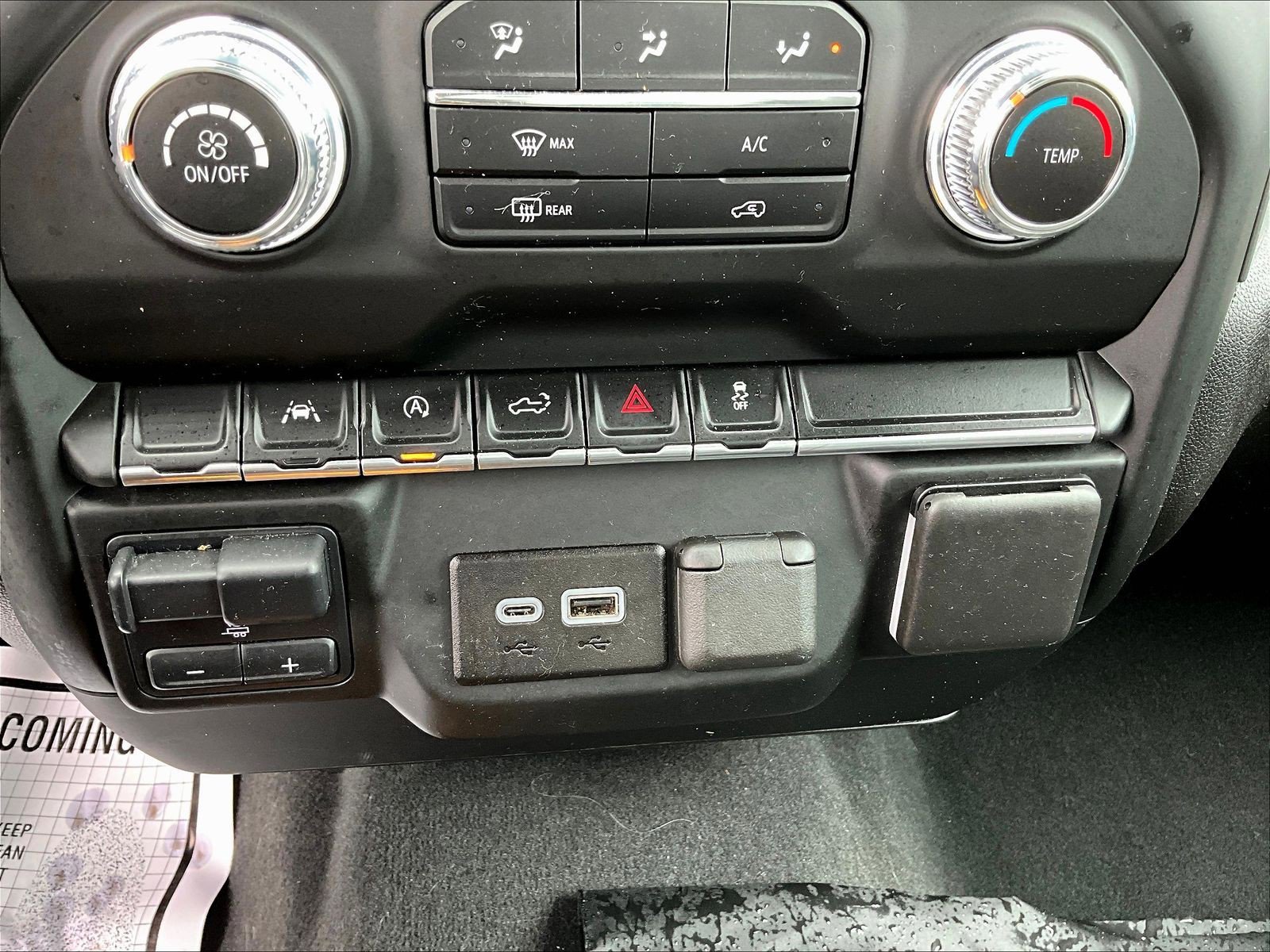 Used 2024 GMC Sierra 1500 Pro w/ Graphite Edition AWD/4WD image 15