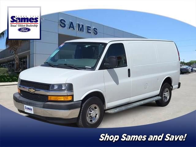 Used 2018 Chevrolet Express 2500 w/ Driver Convenience Package RWD image 1