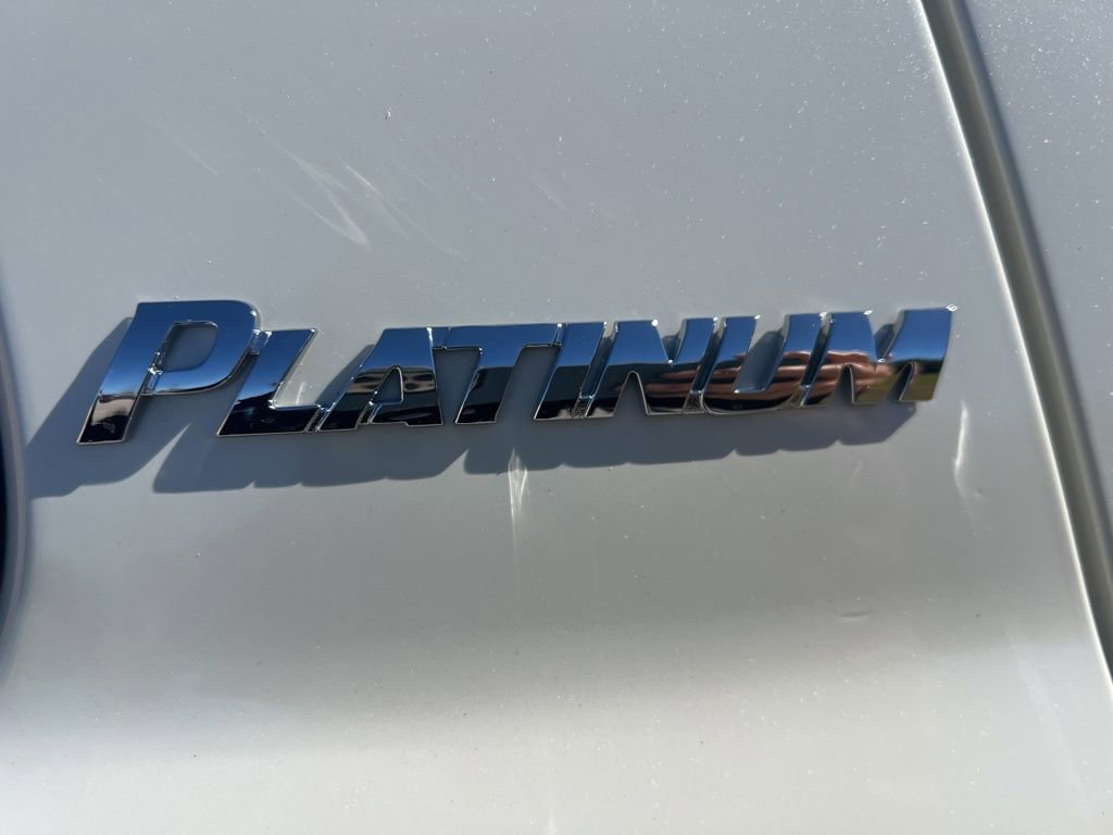 Used 2014 Toyota Sequoia Platinum image 8