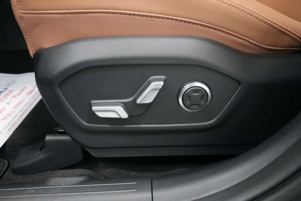 New 2026 Hyundai Santa Fe Limited AWD/4WD image 16