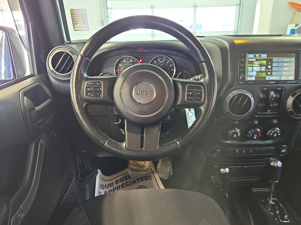 Used 2015 Jeep Wrangler Unlimited Sport w/ Power Convenience Group AWD/4WD image 18
