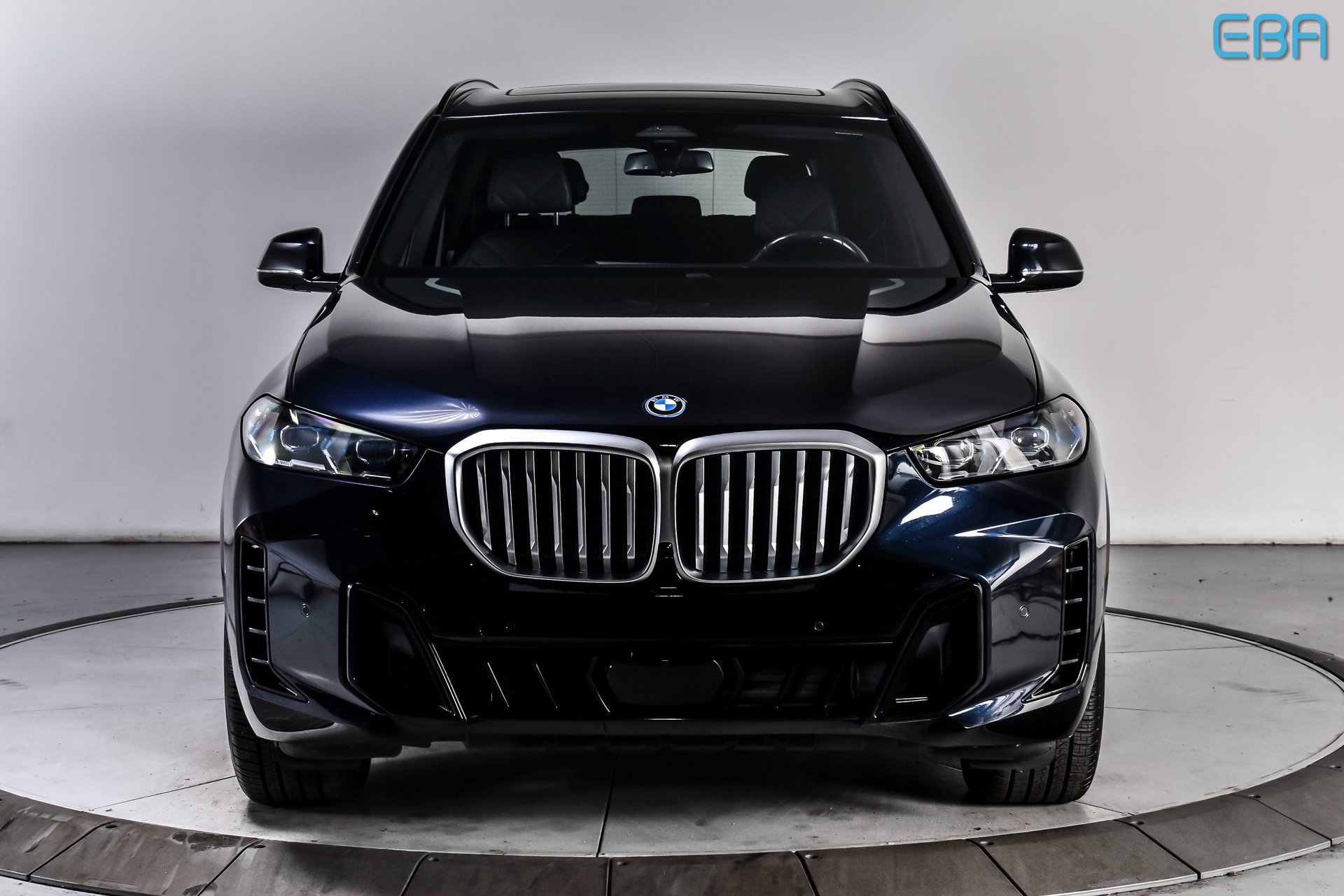 Used 2025 BMW X5 xDrive50e w/ M Sport Package image 8