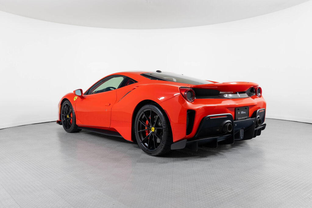 Certified 2019 Ferrari 488 Pista Coupe RWD image 11