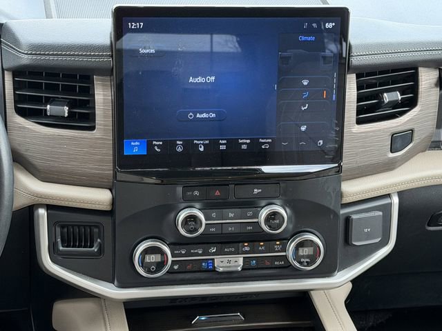 Used 2024 Ford Expedition Max Limited image 18