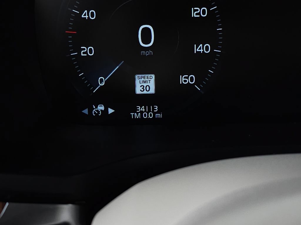 Certified 2022 Volvo S60 T8 R-Design Expression w/ Advanced Package AWD/4WD image 22