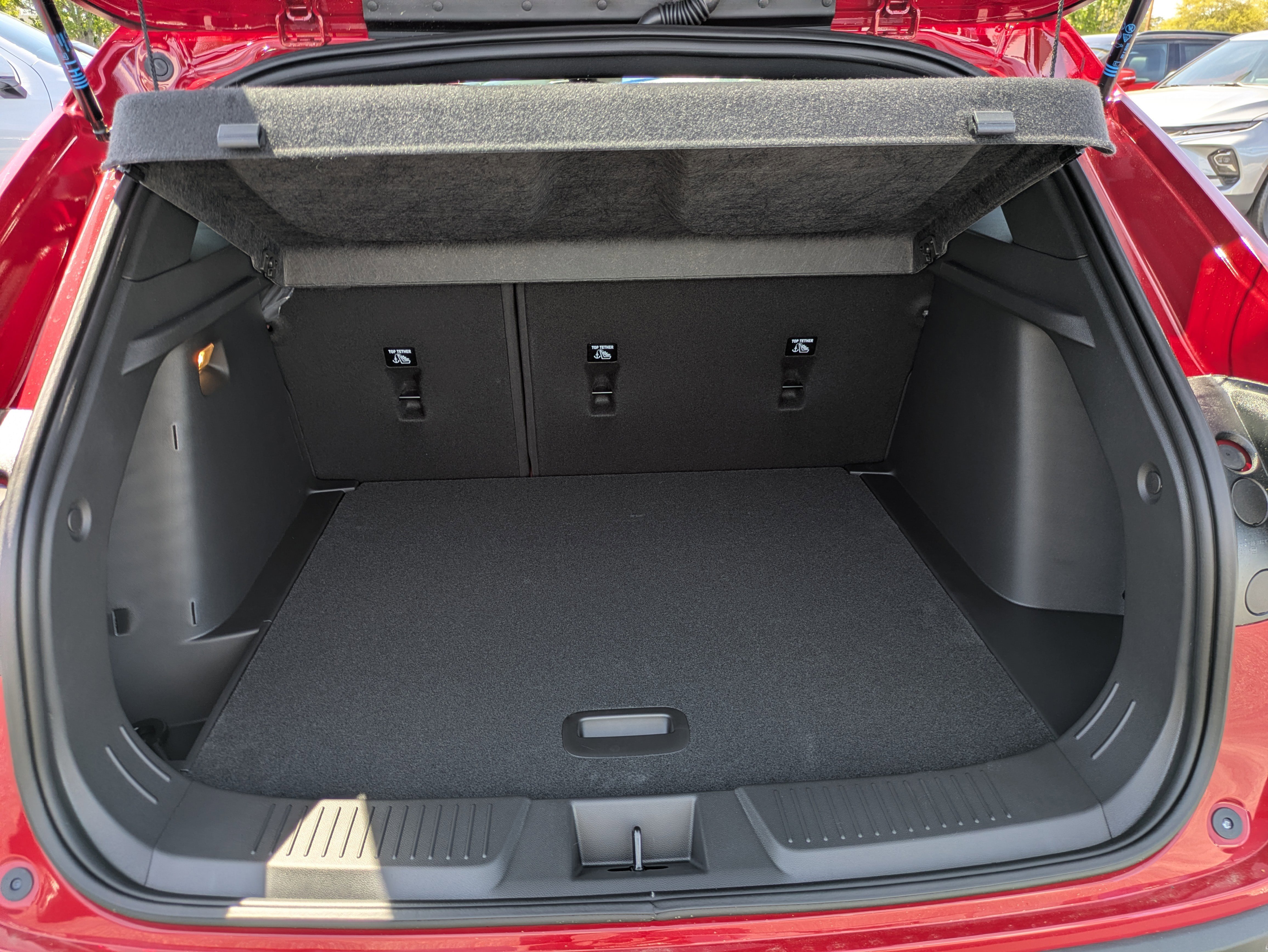 New 2026 Chevrolet Trax RS w/ Sunroof Package image 7