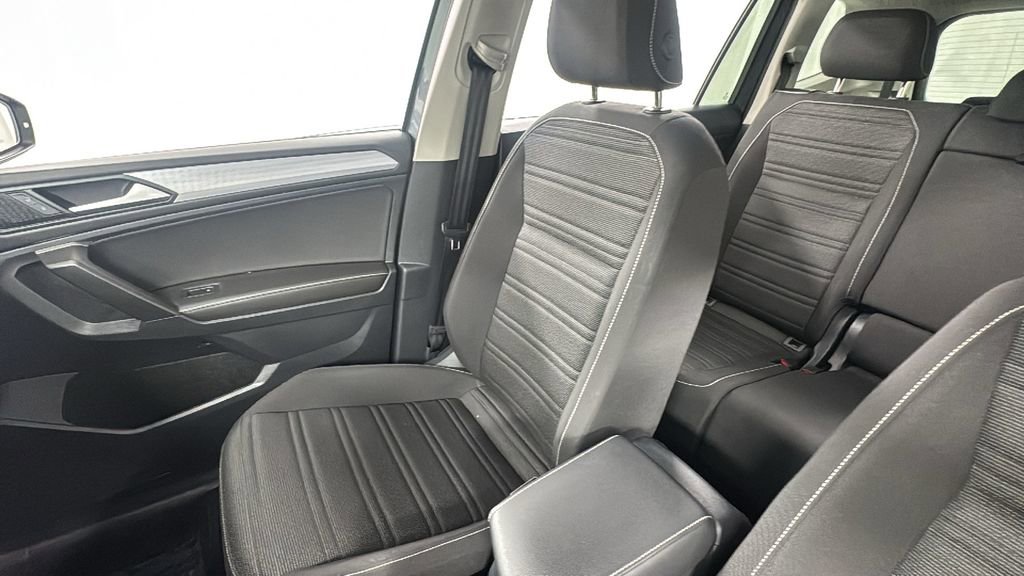 Used 2024 Volkswagen Tiguan S image 13