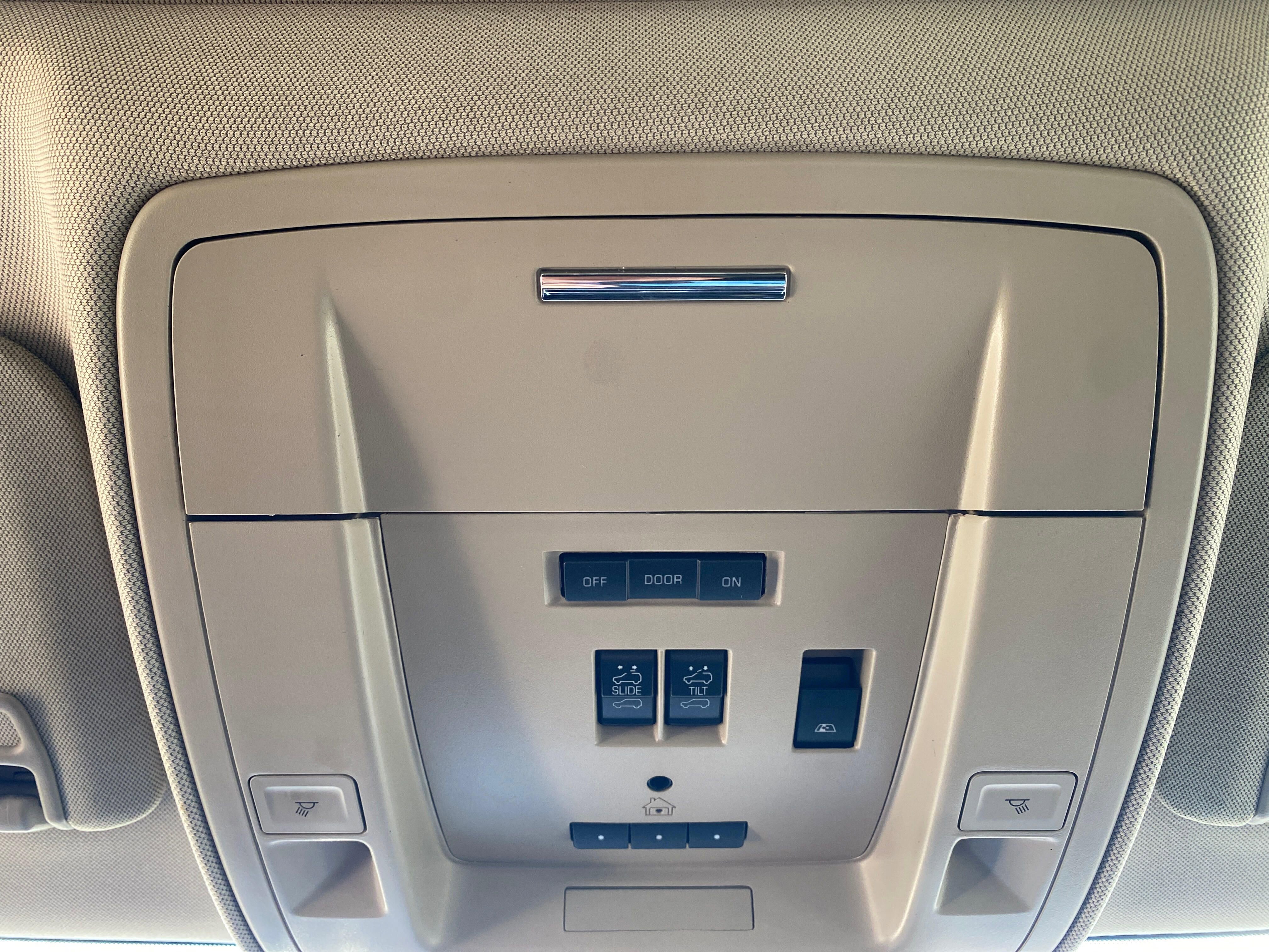 Used 2016 GMC Sierra 3500 Denali w/ Duramax Plus Package image 18