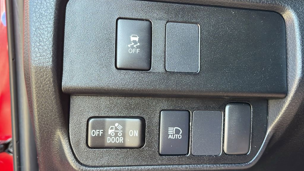 Used 2022 Toyota Tacoma SR5 image 25