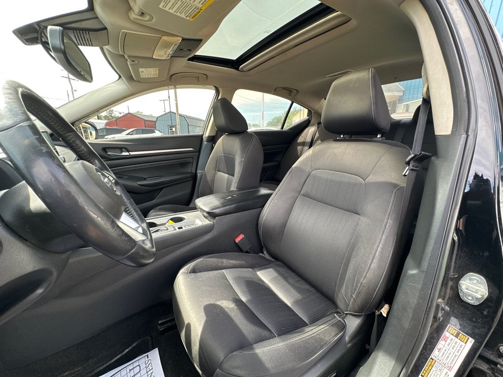 Used 2019 Nissan Altima 2.5 SV FWD image 9