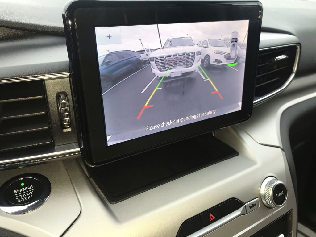 Used 2021 Ford Explorer XLT w/ Equipment Group 202A image 17