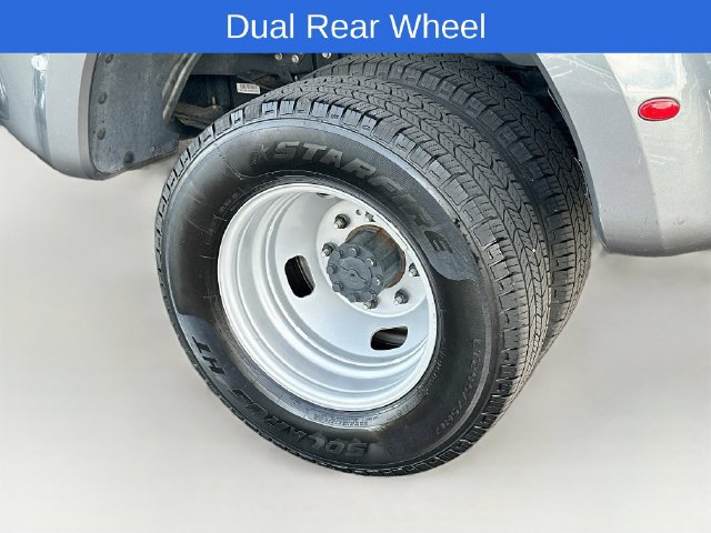 Certified 2025 Ford F350 XLT AWD/4WD image 6