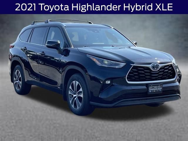 Used 2021 Toyota Highlander XLE