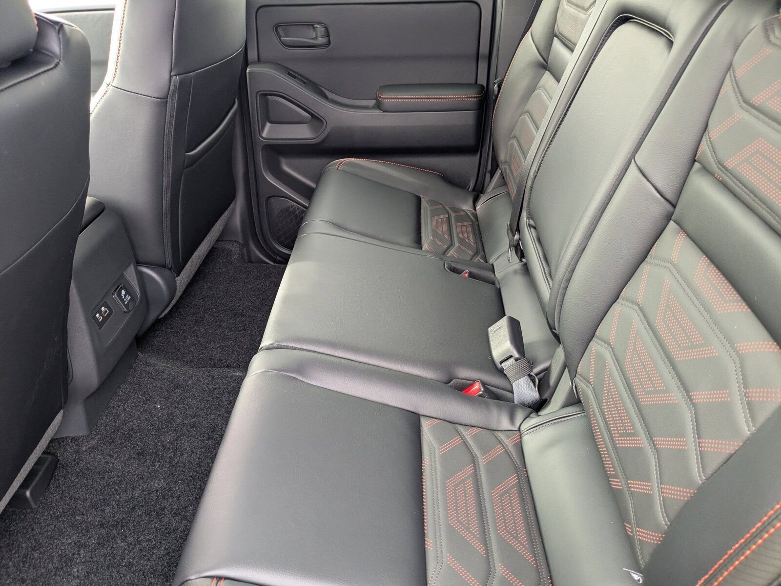 New 2026 Nissan Frontier PRO-4X w/ Pro Premium Package image 27