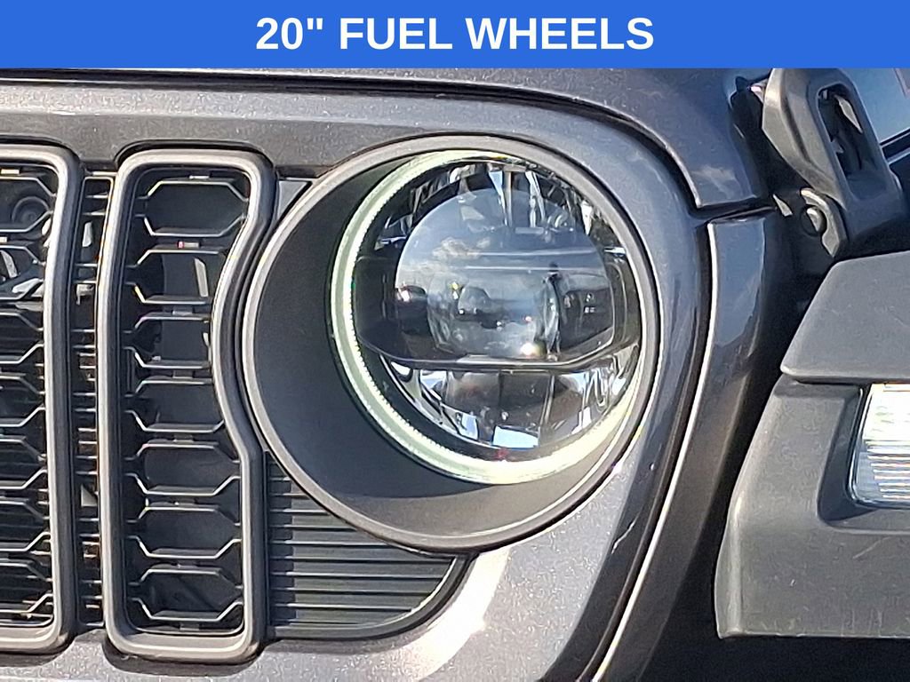 Used 2025 Jeep Wrangler Unlimited Rubicon image 9