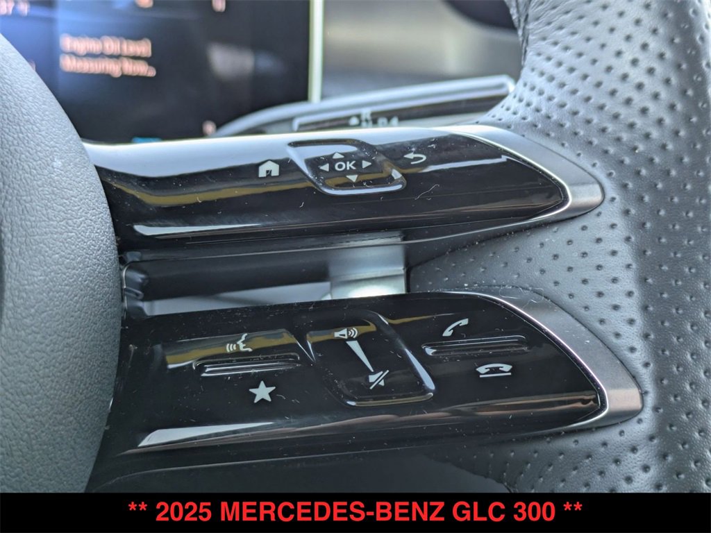 Certified 2025 Mercedes-Benz GLC 300 4MATIC image 17