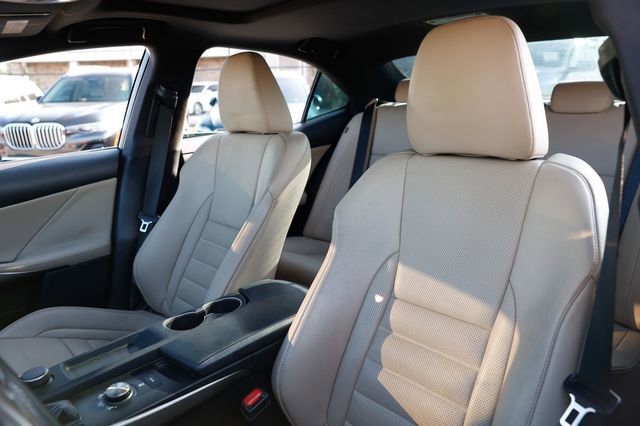 Used 2017 Lexus IS 200t F Sport image 9