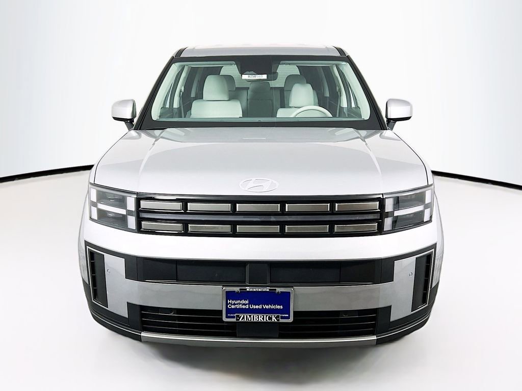 Certified 2025 Hyundai Santa Fe SE image 2