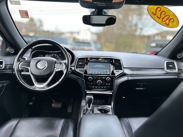 Used 2022 Jeep Grand Cherokee Limited AWD/4WD image 16