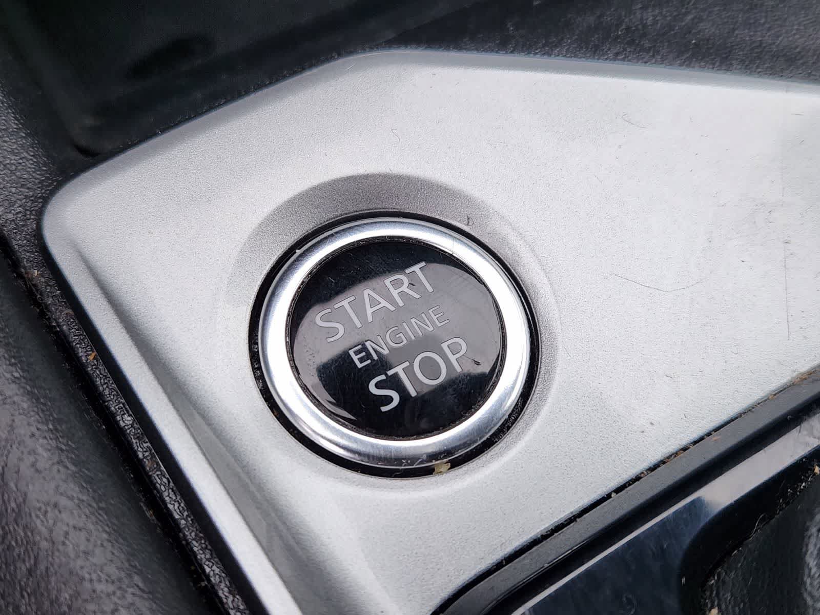 Used 2025 Nissan Altima 2.5 SV FWD image 19