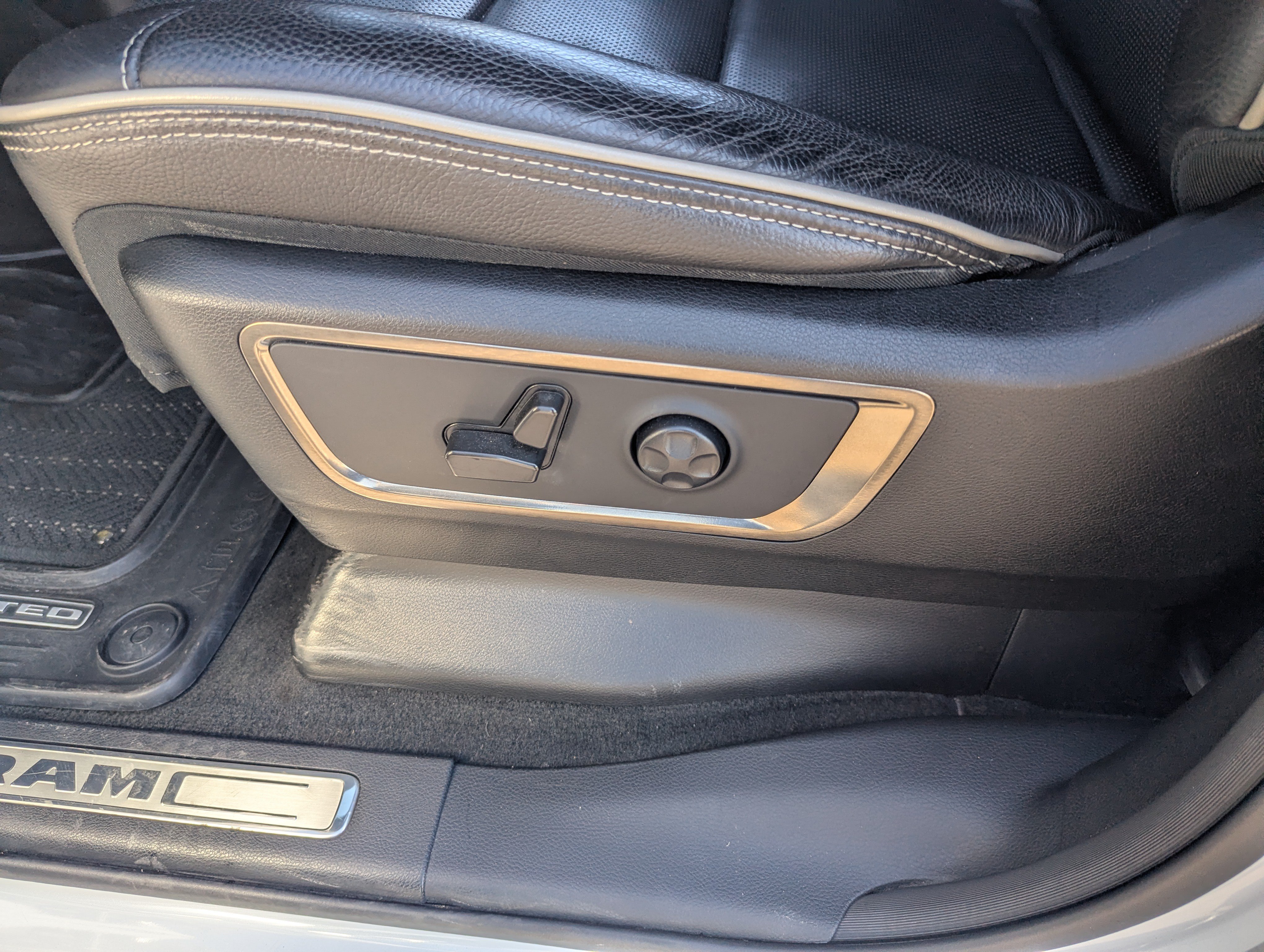 Used 2021 RAM 1500 Limited RWD image 19