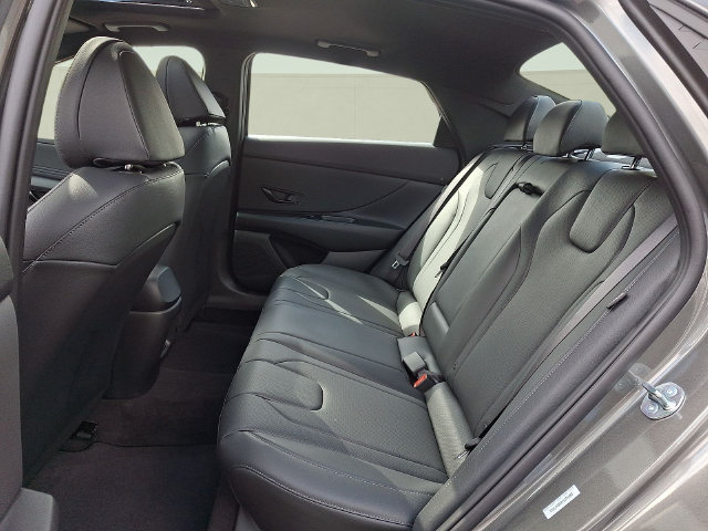New 2026 Hyundai Elantra SEL Sport FWD image 6