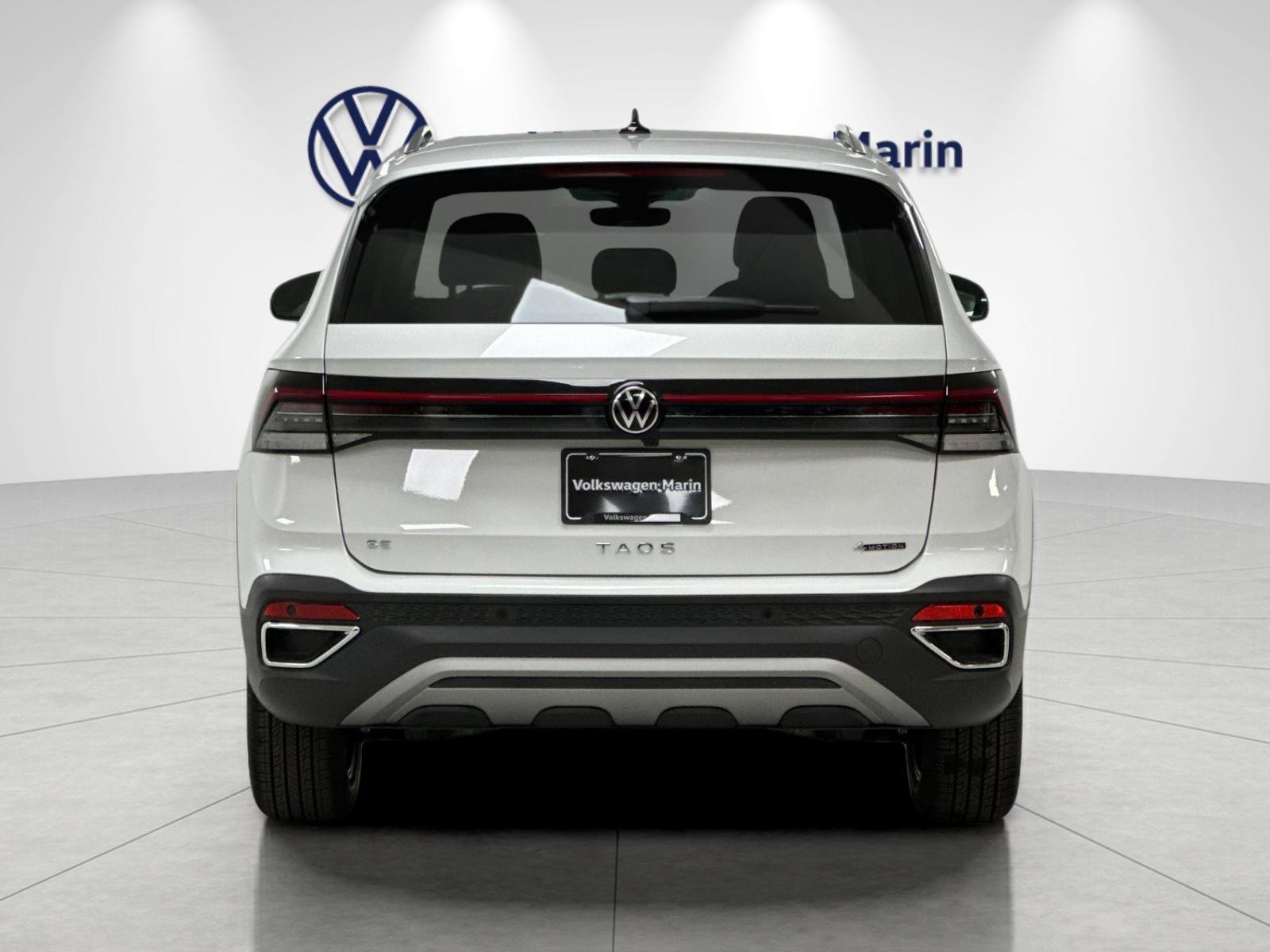 New 2026 Volkswagen Taos SE AWD/4WD image 4